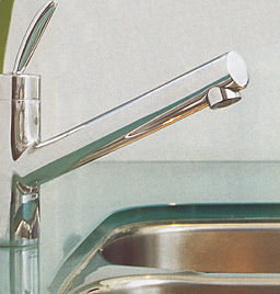 Waschbecken, Küchenarmaturen